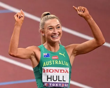 Australia's Jess Hull Seizes Another Opportunity, Advances to Global Competition Showdown
